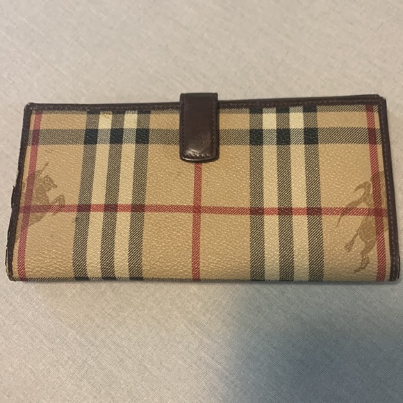 Burberry authentic check wallet - Picture 2 of 11